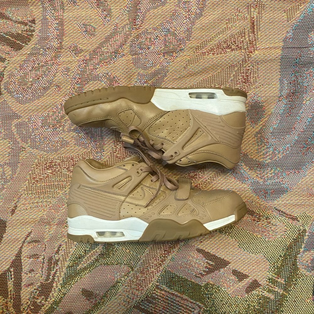 Nike air trainer 3